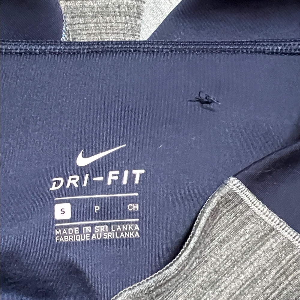 Nike Women's Dri Fit Gray and Blue Training Tights - Picture 16 of 17
